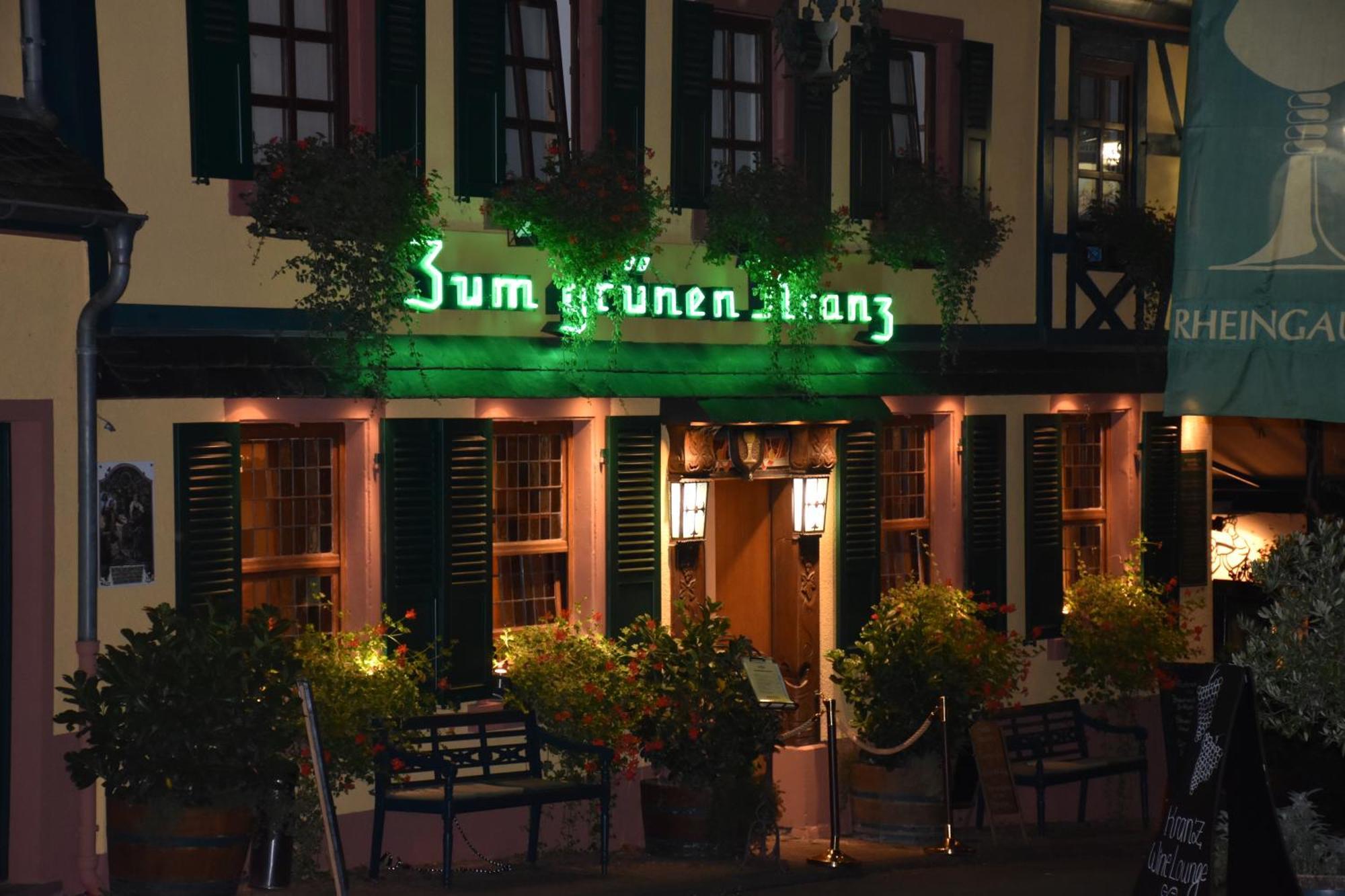 רודסהיים אם ריין Weinhotel Des Riesling Zum Gruenen Kranz מראה חיצוני תמונה